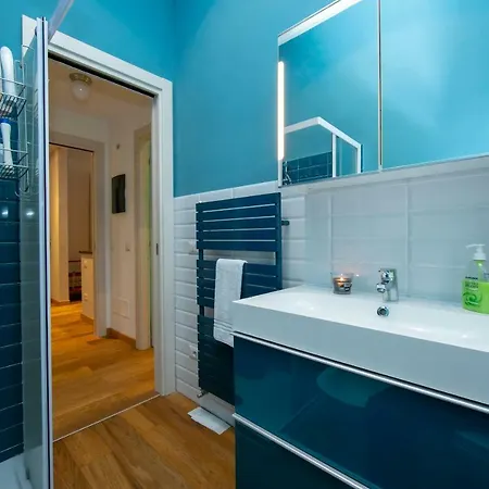 Delta Apartment *